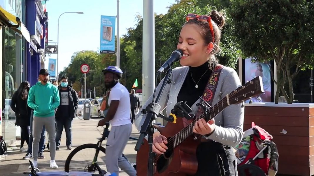 Adele's superhit 'Skyfall' cover by superb busker Allie Sherlock