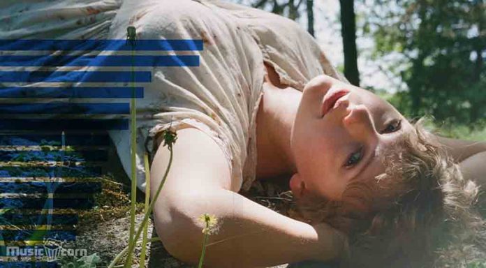 Top-selling US album in 2020 - Taylor swift Folklore