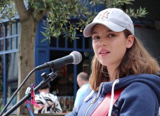 All By Myself Cover – Celine Dion – Allie Sherlock busking All By Myself Cover - Celine Dion - Allie Sherlock busking