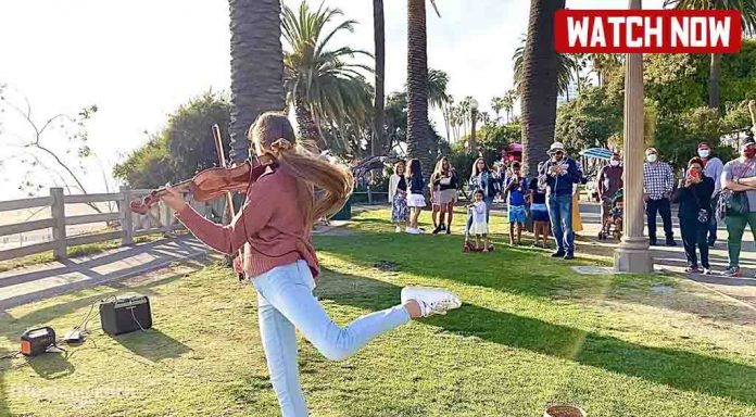 Dance Monkey - Karolina Protsenko - Street Violin Cover Dance Monkey - Karolina Protsenko - Street Violin Cover