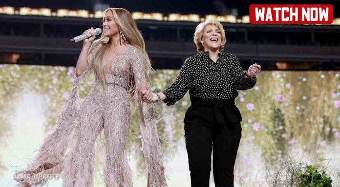 Jennifer Lopez sings Sweet Caroline feat her mother Jennifer Lopez sings Sweet Caroline feat her mother