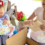 Karolina unboxing presents from her fans Karolina unboxing presents from her fans