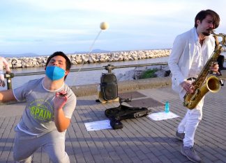 Jerusalema – Street Sax Performance – Daniele Vitale – Italy Jerusalema cover by Daniele Vitale