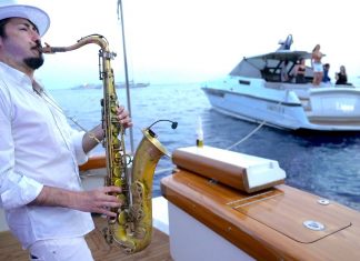 Waka Waka Cover – Crazy Sax Cover by Daniele Vitale – Shakira Waka Waka Cover by Daniele Vitale