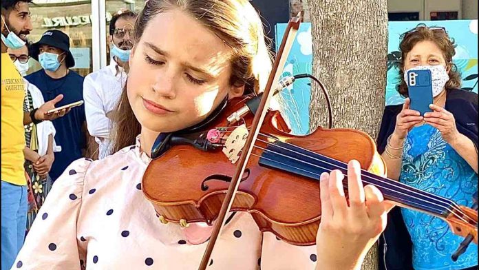 Arcade violin cover by Karolina Protsenko