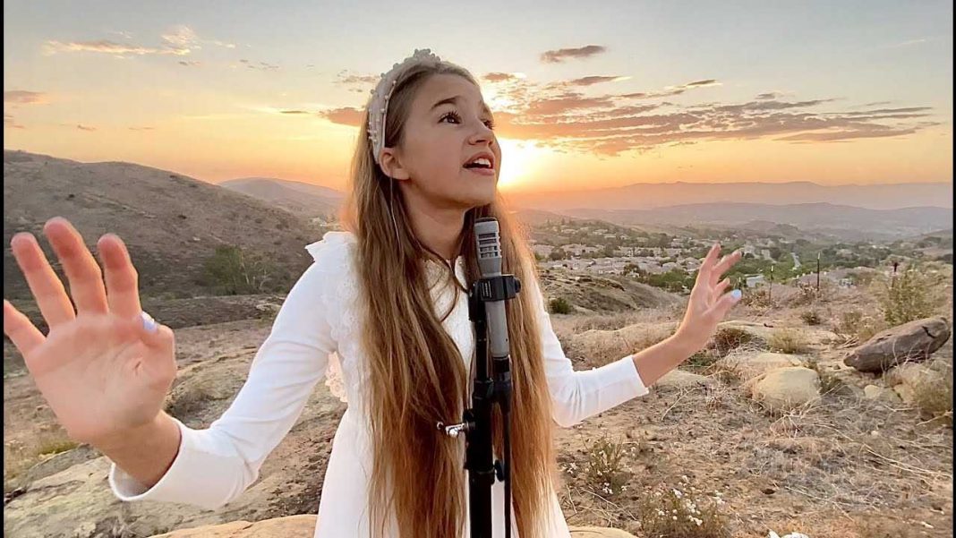 Diamonds singing cover by Karolina Protsenko
