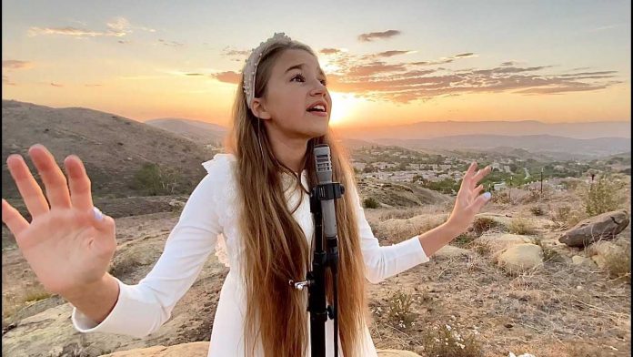 Diamonds singing cover by Karolina Protsenko
