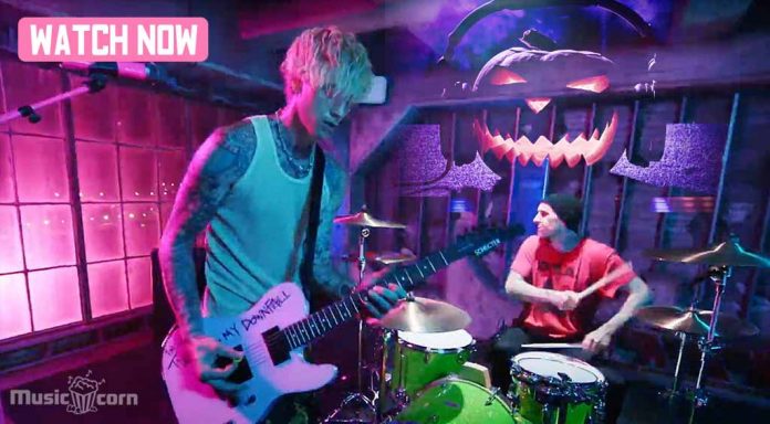 Halloween Livestream by Travis Barker, Machine Gun