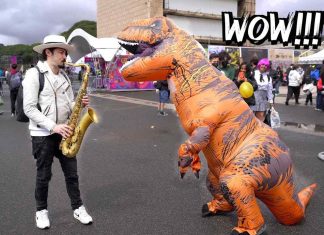 SAX GUY surprises COSPLAYERS – Daniele Vitale Sax – Meme Songs SAX GUY surprises COSPLAYERS