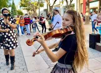 The crowd cheered – Karolina Protsenko & Daniele Vitale – Waka Waka The crowd cheered - Karolina Protsenko & Daniele Vitale