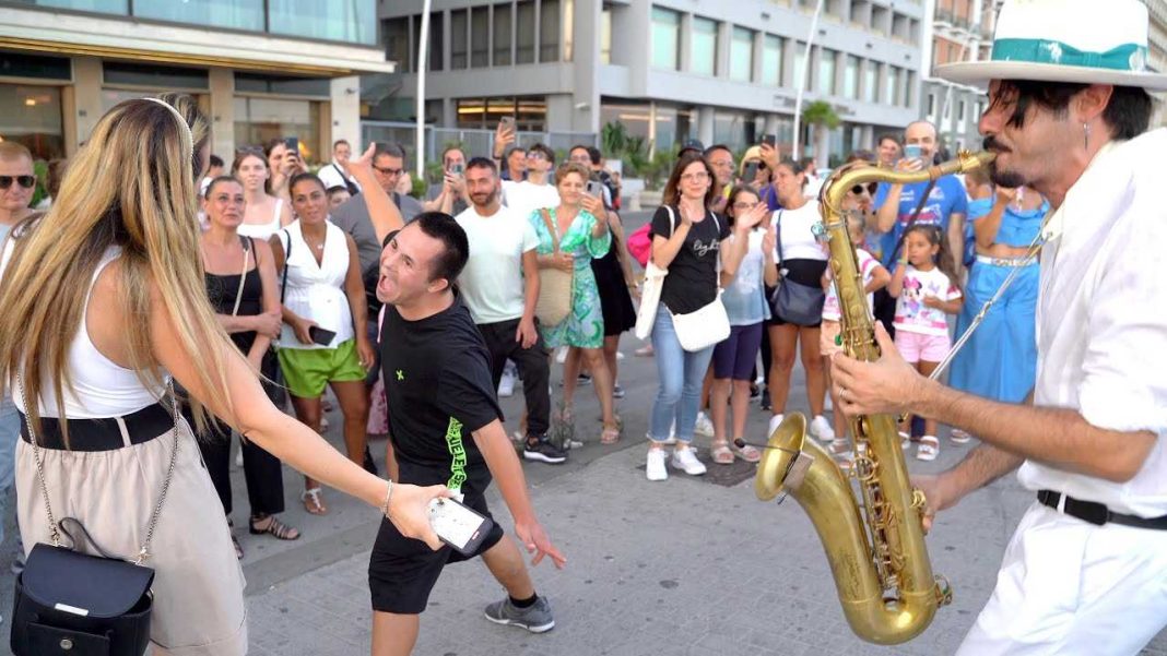 Super Dancer boy & Daniele Vitale Sax