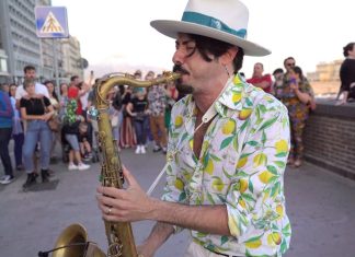 Ameno by Daniele Vitale Sax – Street performance in Italy Ameno by Daniele Vitale Sax
