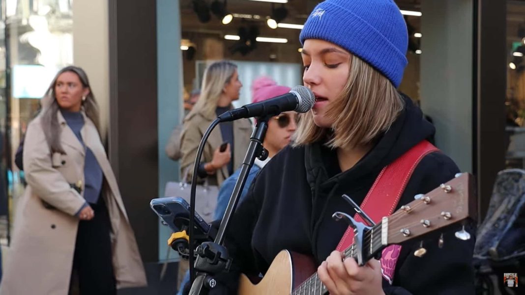 Merry Christmas Everyone - Allie Sherlock Cover