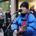 Lady Gifted Allie Sherlock a LOUIS VUITTON purse | Kiwi Cover Lady Gifted Allie Sherlock a LOUIS VUITTON purse