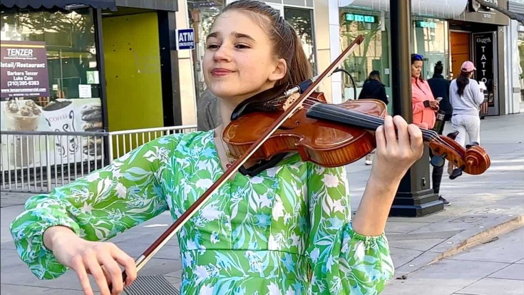 Gloria violin cover by Karolina Protsenko