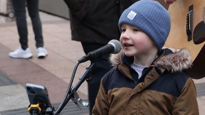 Amazing little kid sings Grace with Allie Sherlock