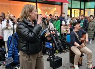 STREET performer BLEW the crowd – Allie Sherlock | Shallow STREET performer BLEW the crowd - Allie Sherlock