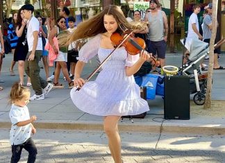Total Eclipse of the Heart – Karolina Protsenko Violin Total Eclipse of the Heart - Karolina Protsenko Violin