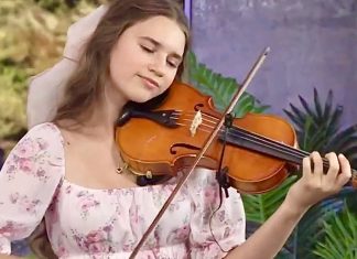 Gratitude – Karolina Protsenko | Playing at a church Gratitude - Karolina Protsenko