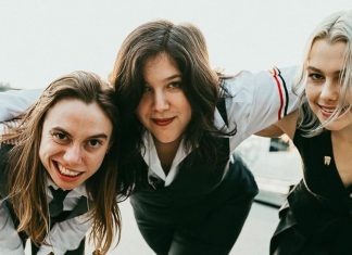 Boygenius performed an unreleased song: ‘Black Hole’ Boygenius performed an unreleased song