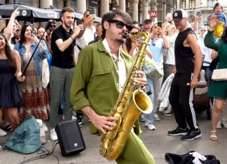 WAKA WAKA – Daniele Vitale Sax | Shakira WAKA WAKA - Daniele Vitale Sax | Shakira