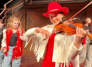 Footloose – Let’s Hear It For The Boy | Karolina Protsenko Footloose - Let's Hear It For The Boy | Karolina Protsenko