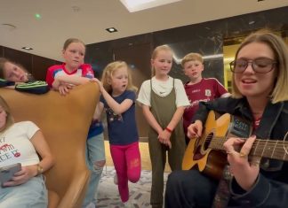 How Love Works – Allie Sherlock | Kids Were Surprised How Love Works - Allie Sherlock | Kids Were Surprised