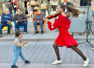 Carol Of The Bells – Karolina Protsenko Violin Carol Of The Bells - Karolina Protsenko Violin