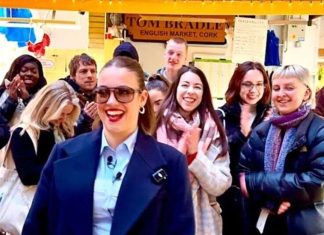 Lean On Me – Allie Sherlock | Bill Withers Lean On Me - Allie Sherlock | Bill Withers