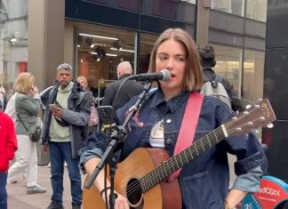 Guy Helped Allie Sherlock – I Will Survive | Gloria Gaynor Guy Helped Allie Sherlock - I Will Survive | Gloria Gaynor