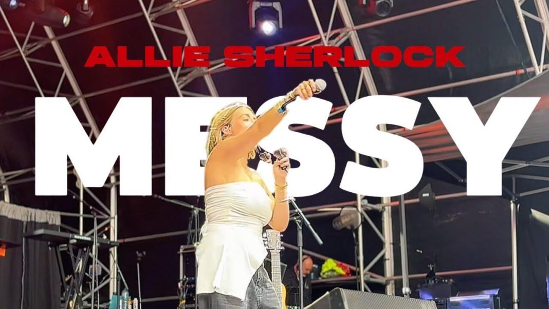 Messy - Live Performance - Allie Sherlock Cover